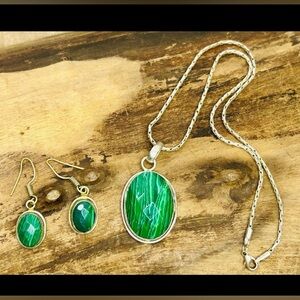 VTG Silver Green Malachite Stone Pendant Necklace & Earring Set Excellent!